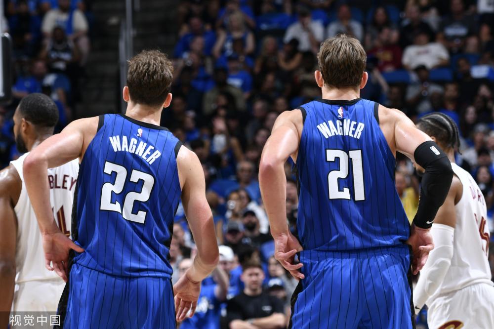 与激情的碰 与激情的碰