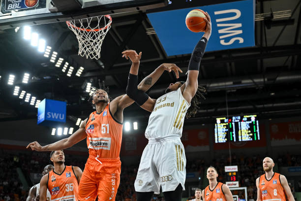 全力以赴的 全力以赴的