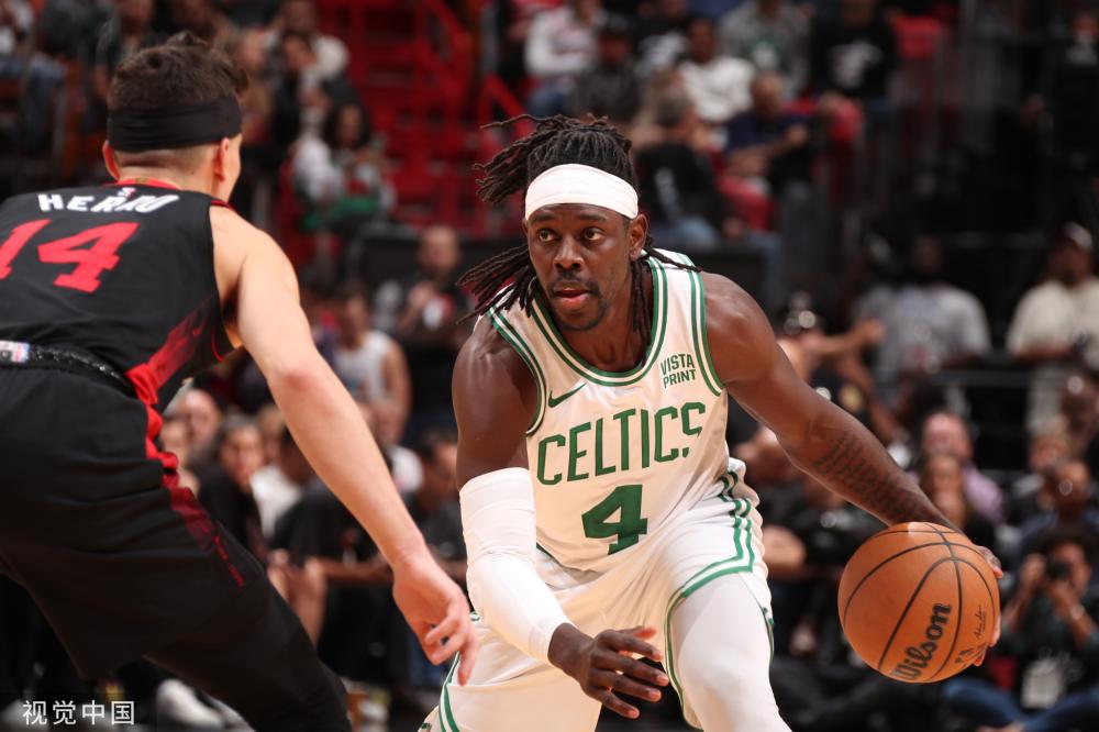 成千上万的 成千上万的