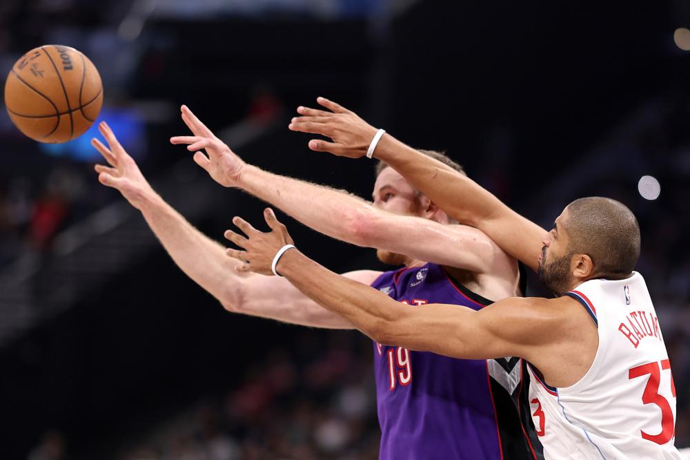 都使他成为 都使他成为